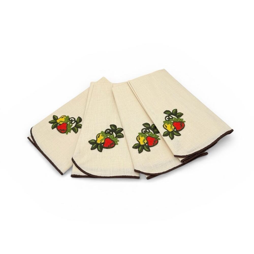 Vintage Sears Strawberry Applique Fabric Napkins Set of 4 MCM Beige 17 x17 EUC
